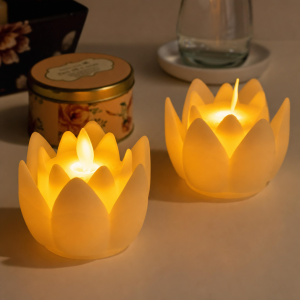 Lotus Candle